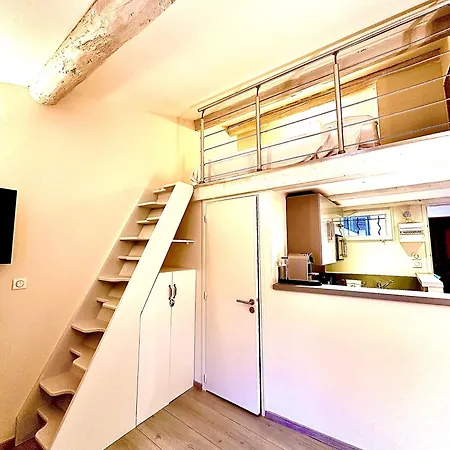 Apartment Cozy Le Cedre, Port De Tropez