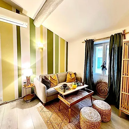 Apartment Cozy Le Cedre, Port De Tropez Saint-Tropez