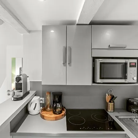 Cozy Le Cedre, Port De Tropez Lejlighed